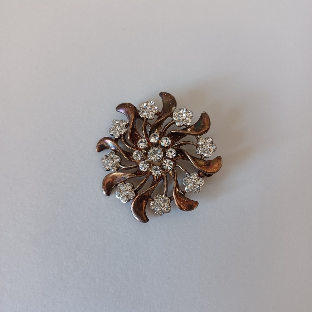 Midcentury Vintage Copper & Rhinestone Starburst Floral Pin Brooch